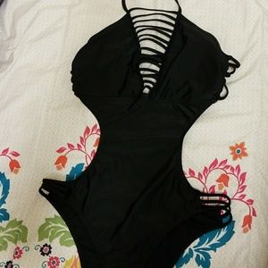 One piece Xhilaration swimsuit